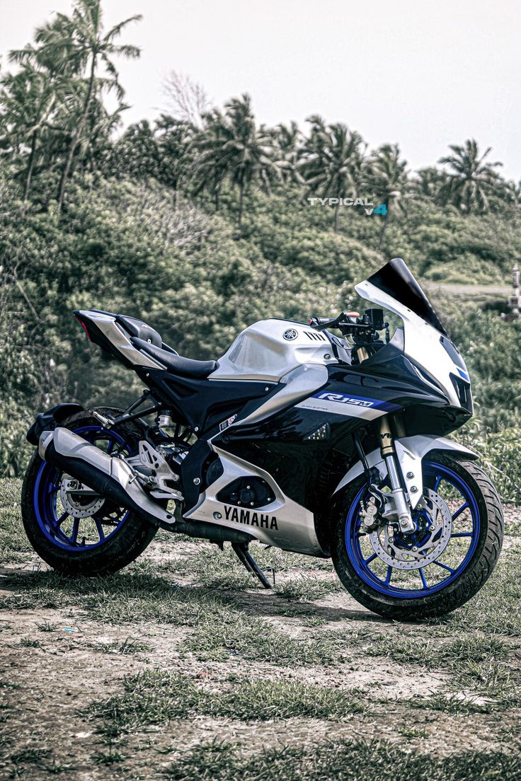 R15v4