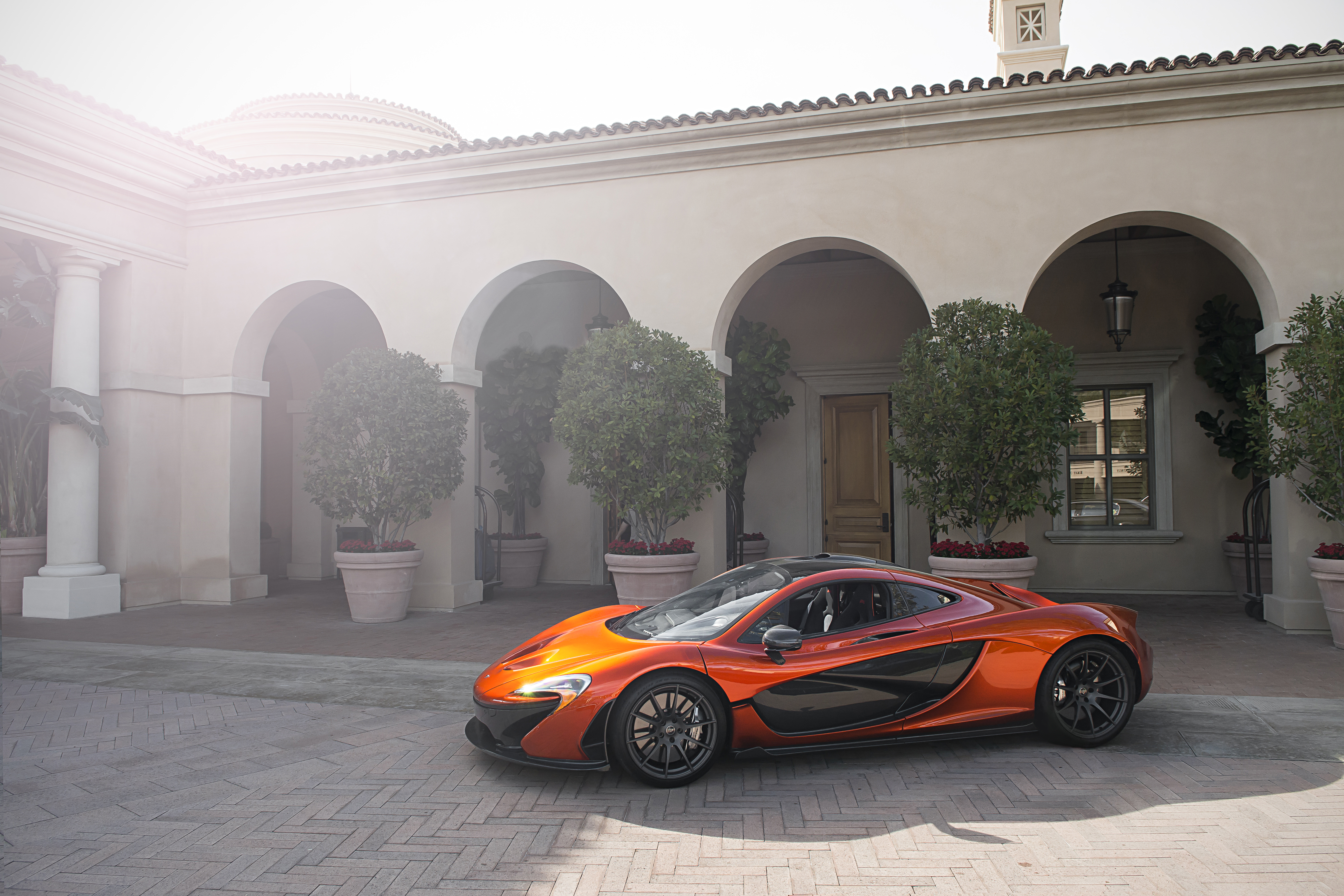 McLaren P1: A Stunning Orange Supercar in Ultra HD Wallpaper