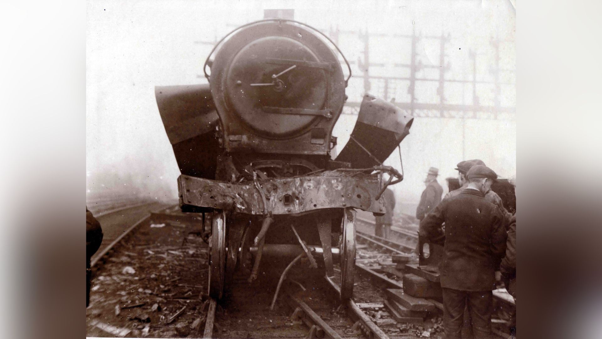 Model Train Crash Wallpapers - Wallpaper Cave