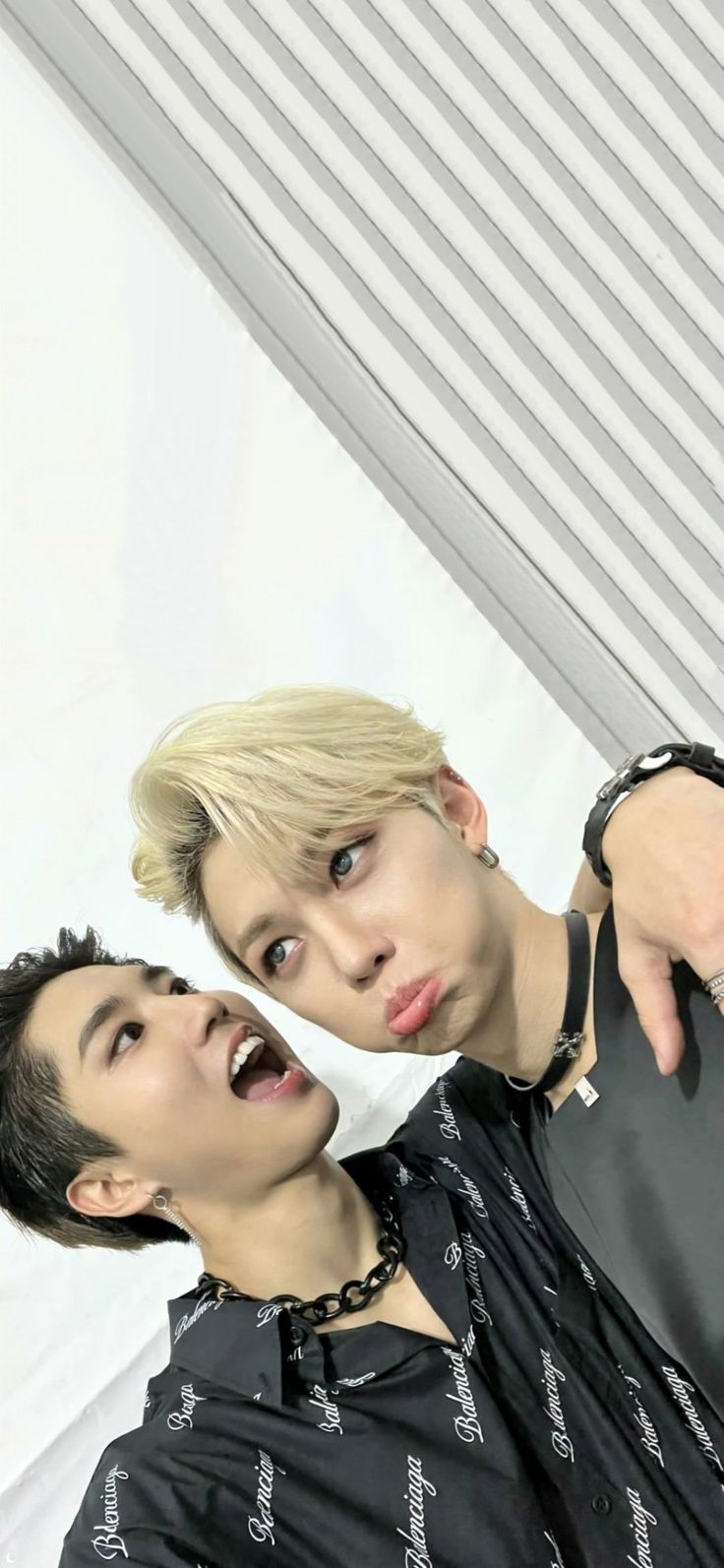 Han & Felix Wallpaper
