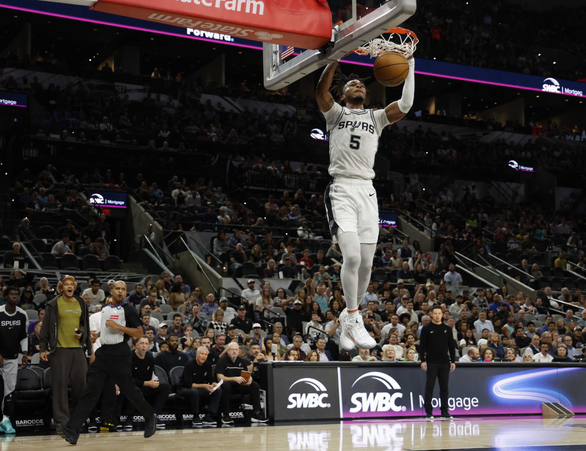 Spurs' rookie Stephon Castle learning, one play at a time