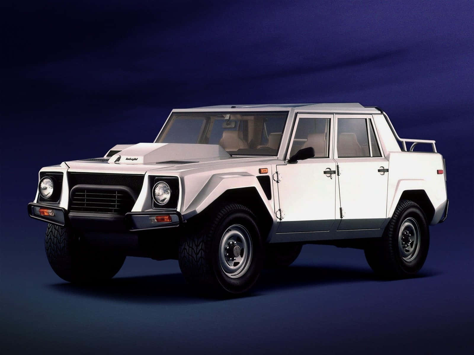 Lamborghini Lm002 Wallpaper
