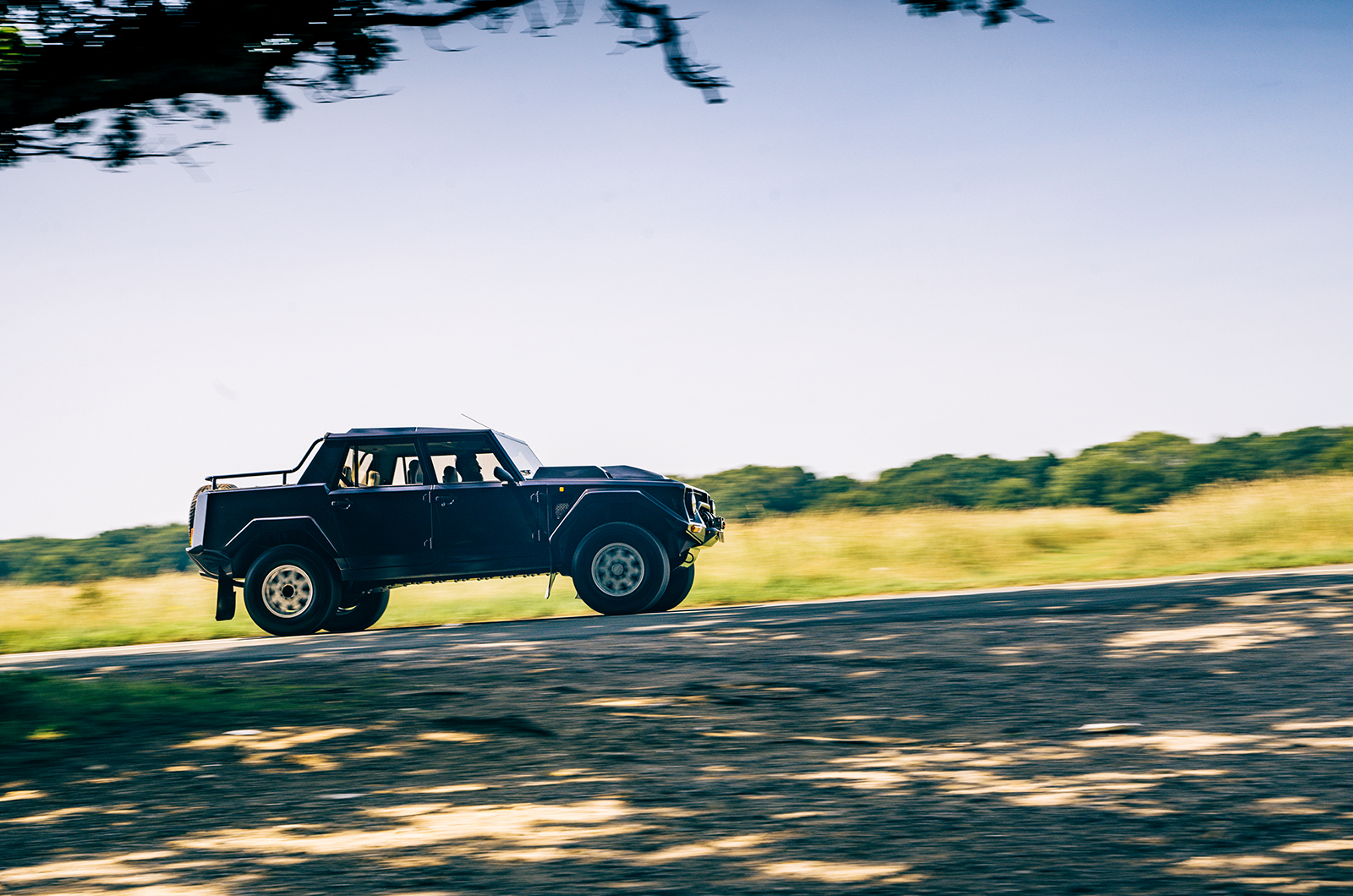 The Lamborghini LM002: absurd yet enchanting. Classic & Sports Car