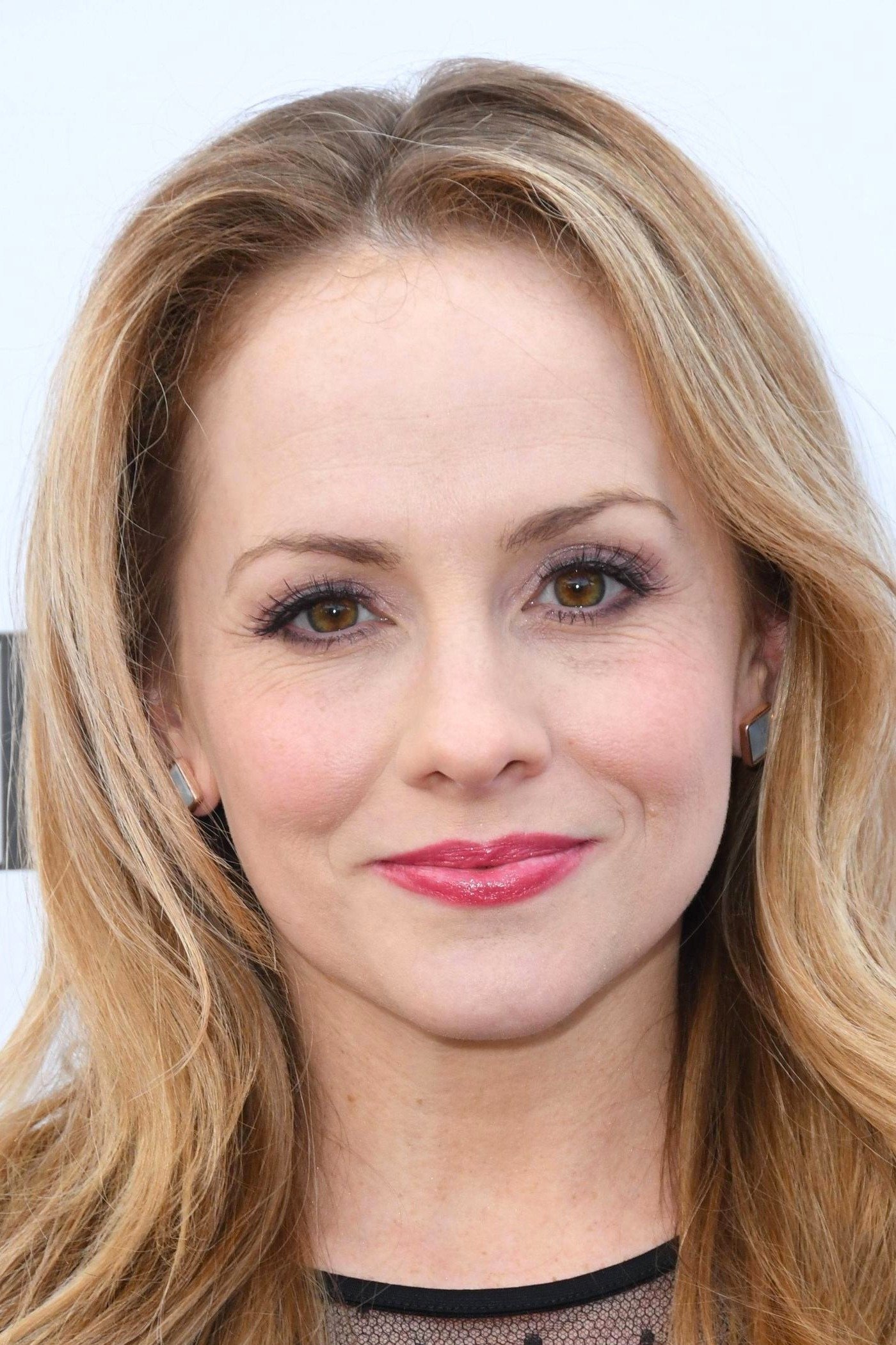 Kelly Stables Image