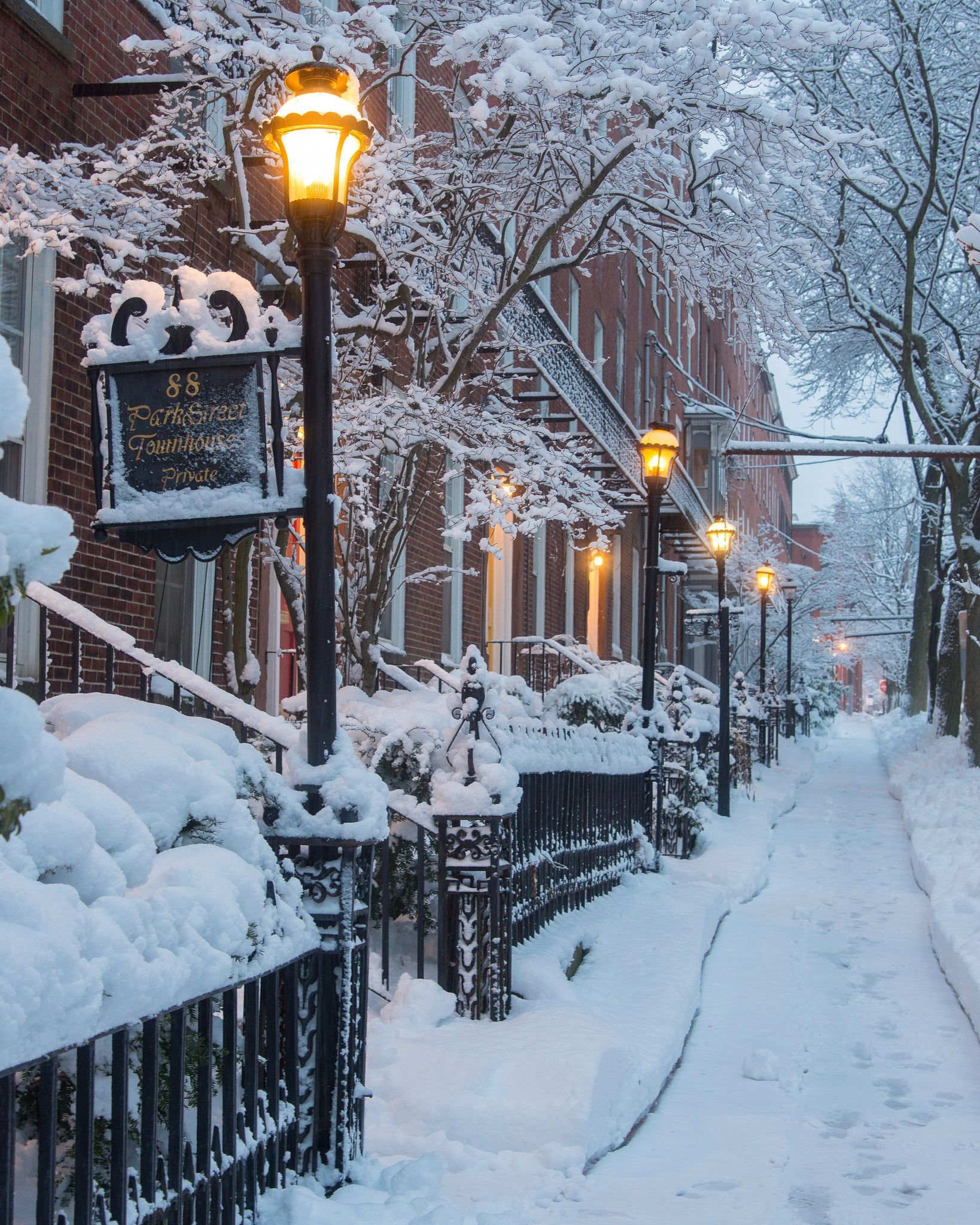 Winter Street Wallpaper, HD Winter Street Background on WallpaperBat
