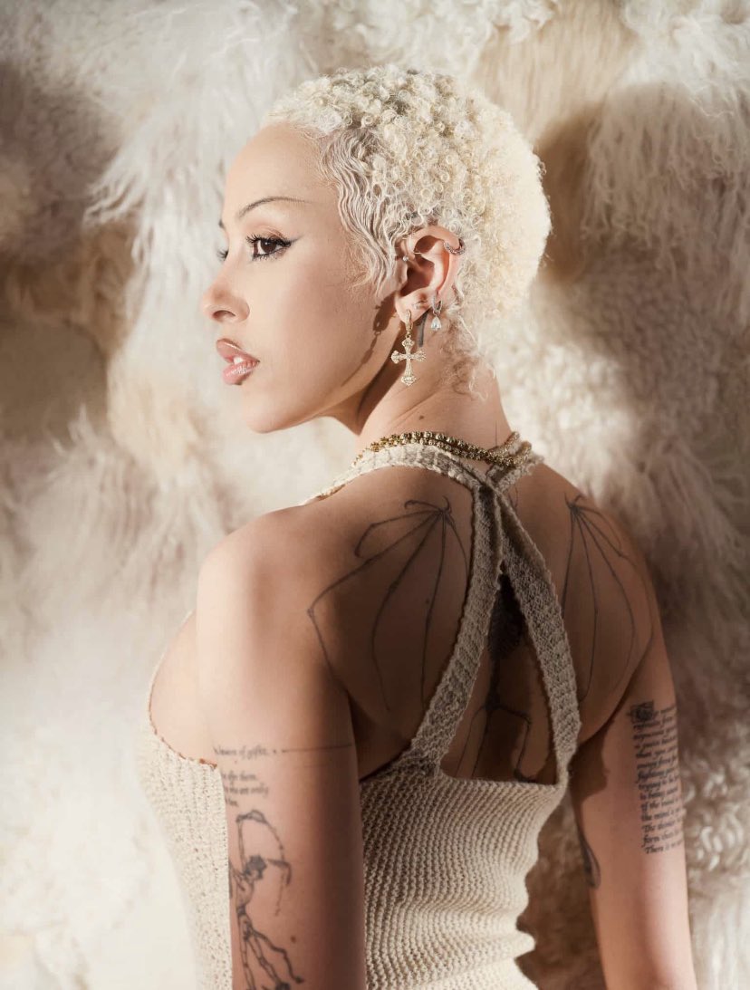 Team Doja Cat -. “Scarlet 2: CLAUDE” enters the of Apple Music US & UK at & respectively