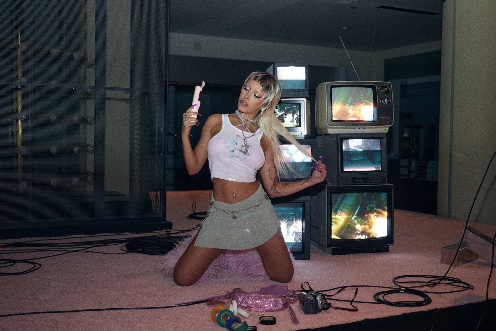 Doja Cat's 'Scarlet' Fades Into Background