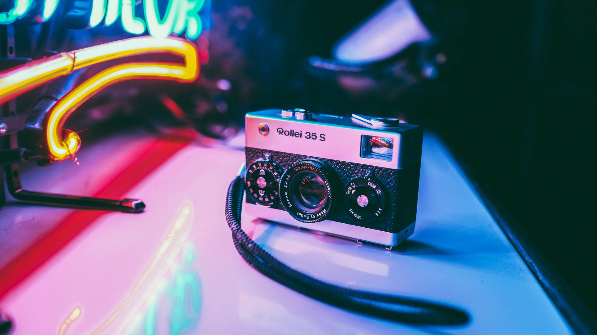 Download Retro Aesthetic Rollei Film Camera Wallpaper
