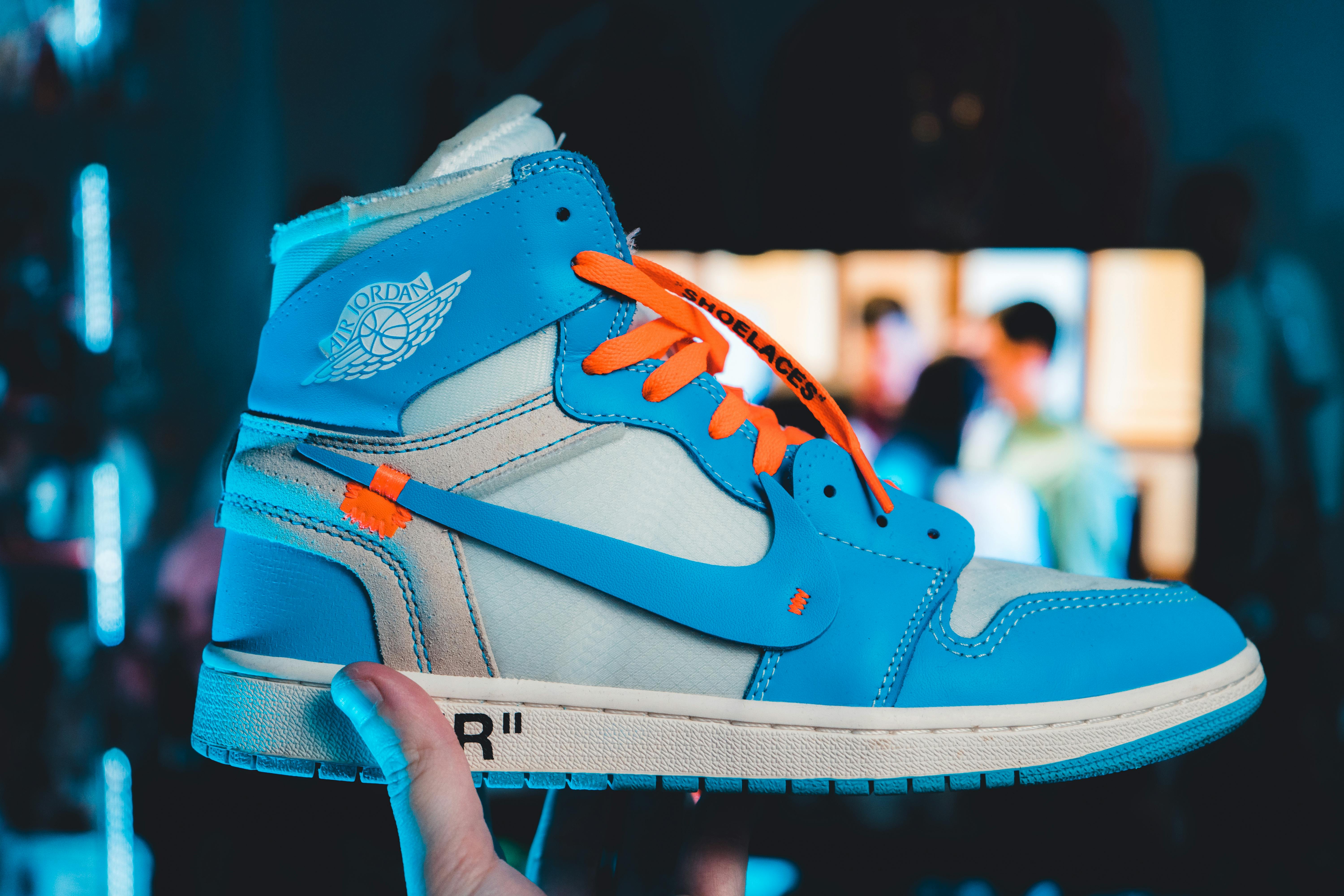 Nike Off White Jordan 1 University Blue · Free