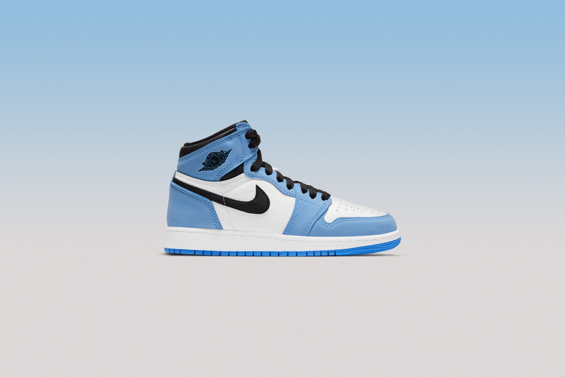Sneakers Jordan Blue Wallpaper Air Jordan Retro High OG (GS) University Blue White Black