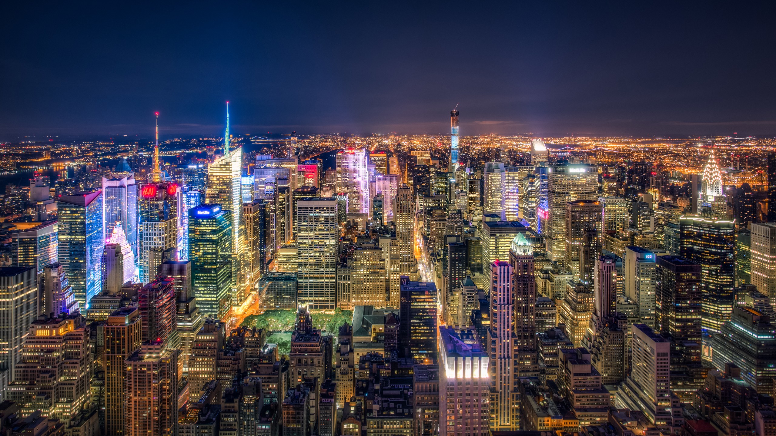 New York Cityscape Buildings With Attractive Lights During Night 4K 5K HD New York Wallpaper