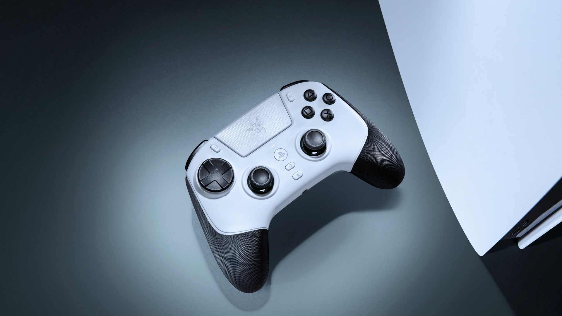 Razer Raiju V3 Pro Brings Tournament Level Control To PS5