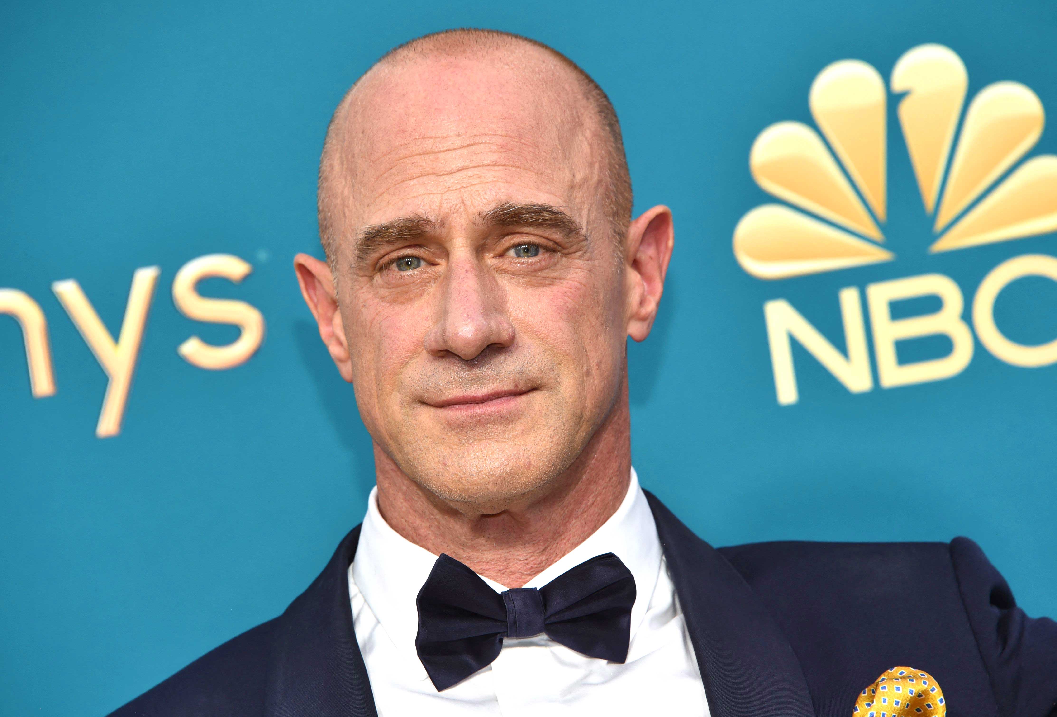 Chris Meloni Grew a Full Beard and Looks So Handsome: See Pics
