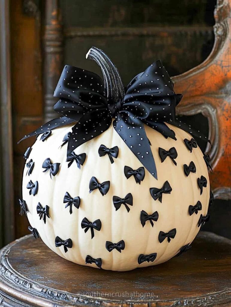 Coquette Style Bow Trend Pumpkins