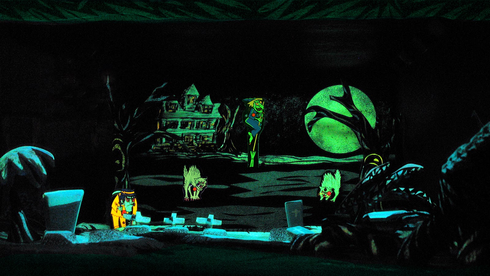 Neato Coolville: HALLOWEEN WALLPAPER: PLAYING FIELD OF MIDWAY'S HAUNTED HOUSE ARCADE GAME