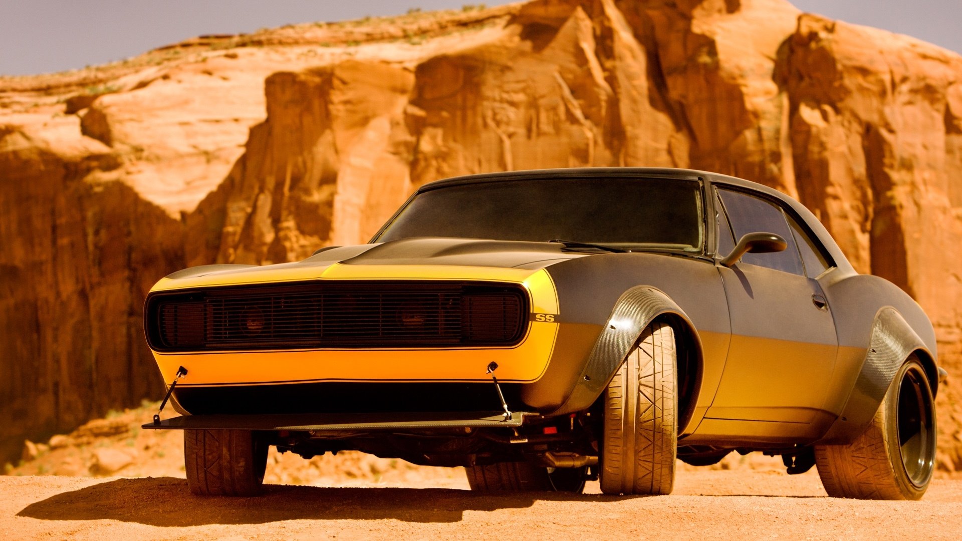 HD Wallpaper of Bumblebee: The Chevrolet Camaro SS Hot Rod from Transformers