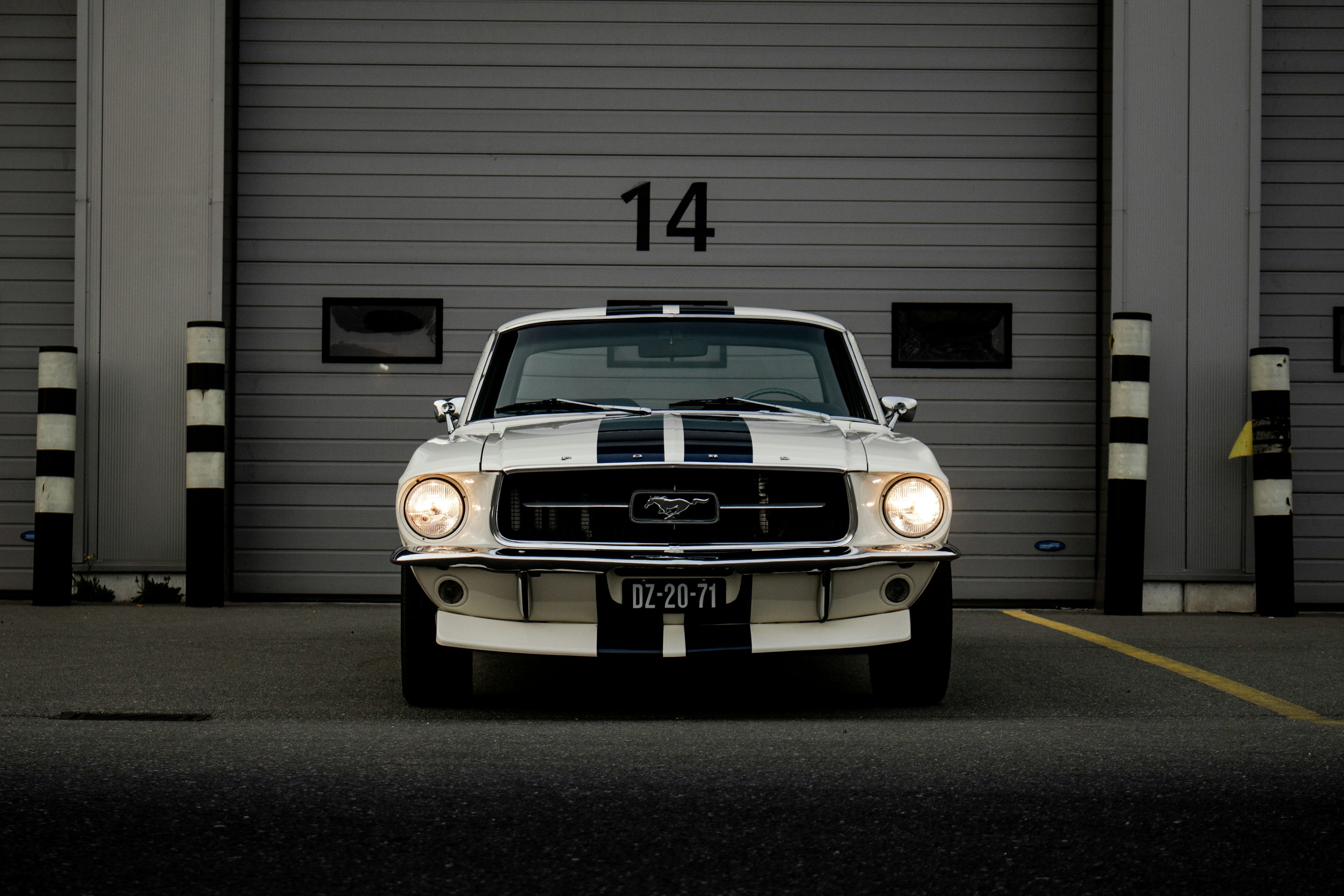 Old Mustang Picture. Download Free Image