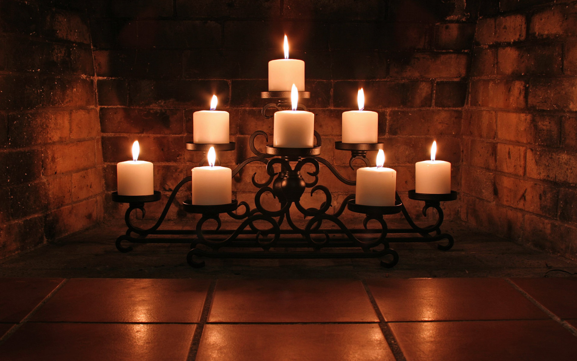 Luminous Candlelight: Stunning HD Photography Wallpaper