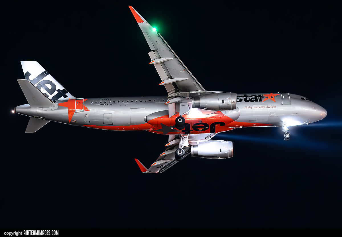 Airbus A320 232 Jetstar Airways VH VFX