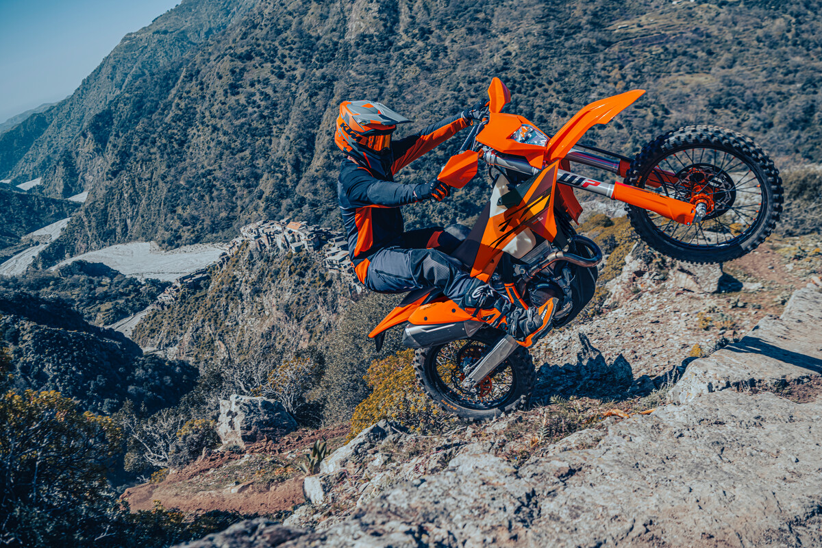 LIMITS REDEFINED: 2026 KTM ENDURO LINEUP LAUNCHED