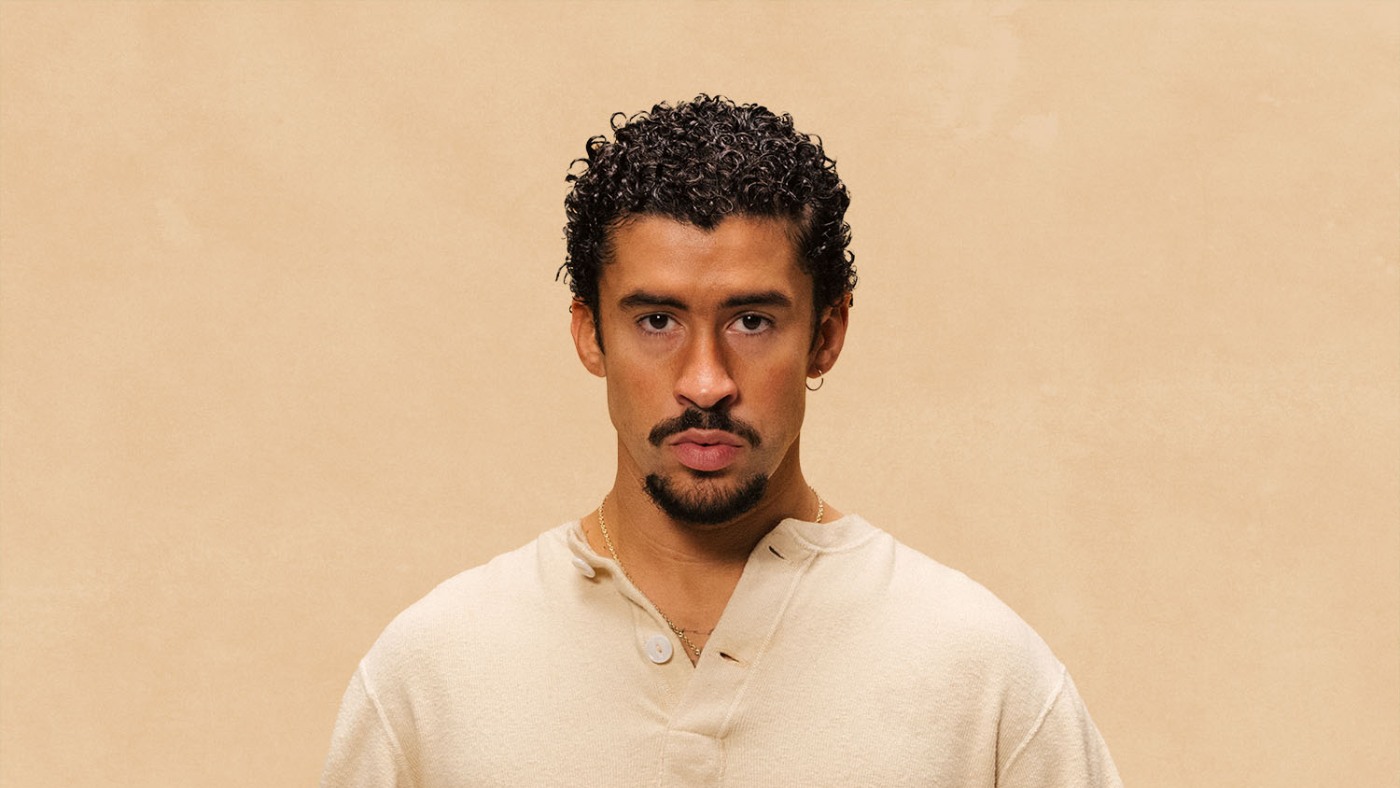 What does Bad Bunny's political 'Debí Tirar Más Fotos' say about Puerto Rico?