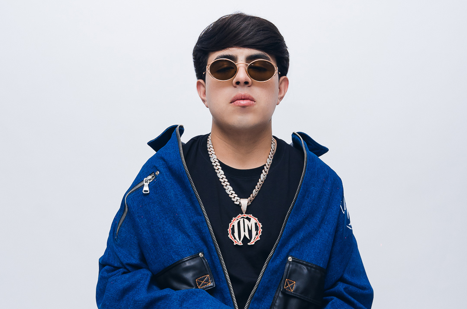 Óscar Maydon, From Performing Covers to Topping Billboard's Charts