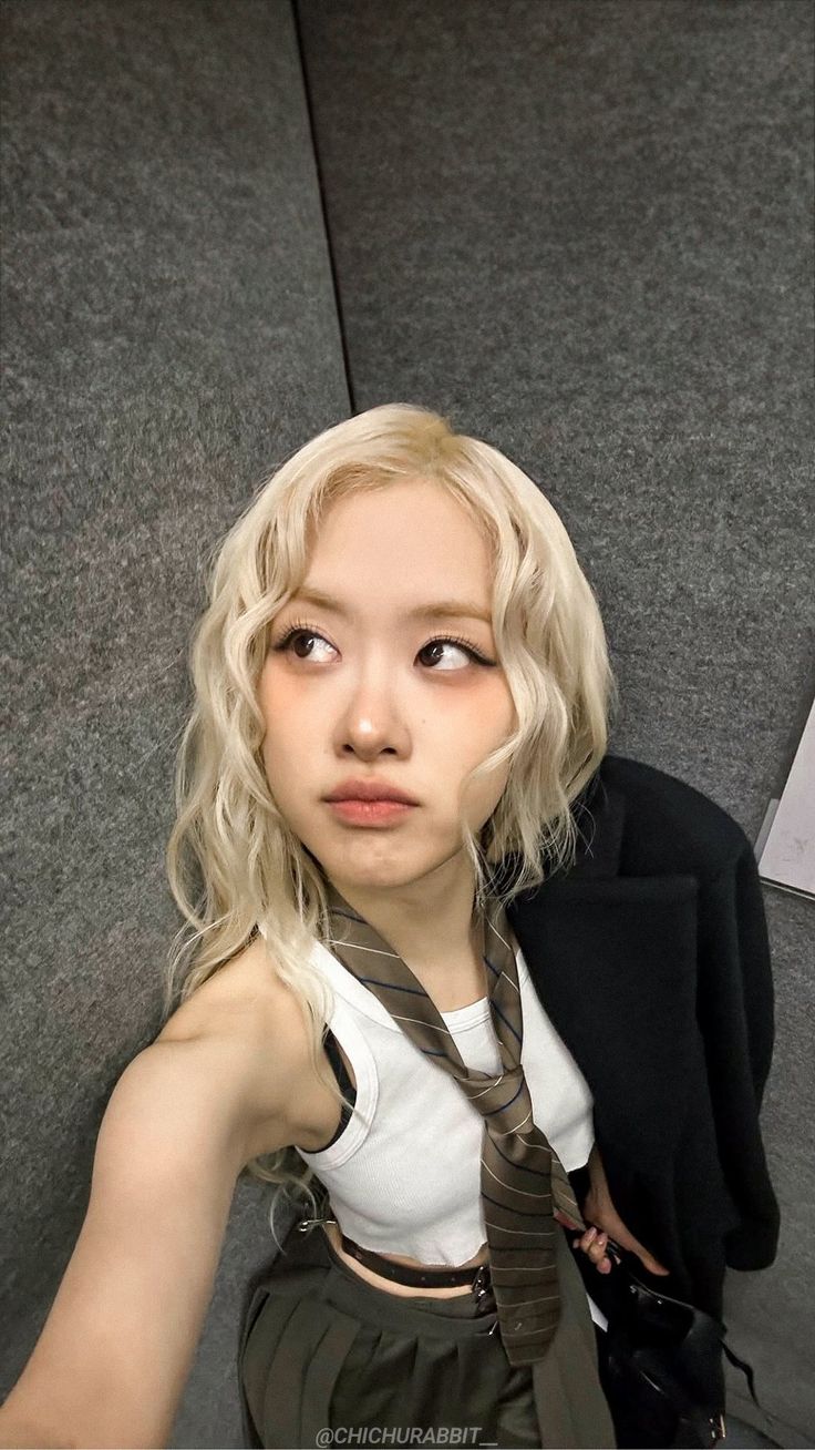 Miffy. Blackpink rose, Rose icon, Rose pink wallpaper