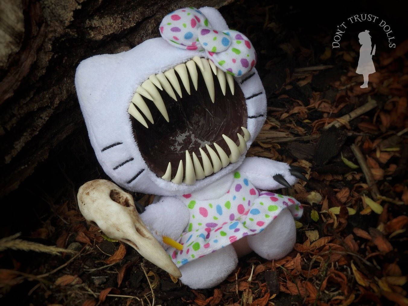 Hello Kitty Halloween Background