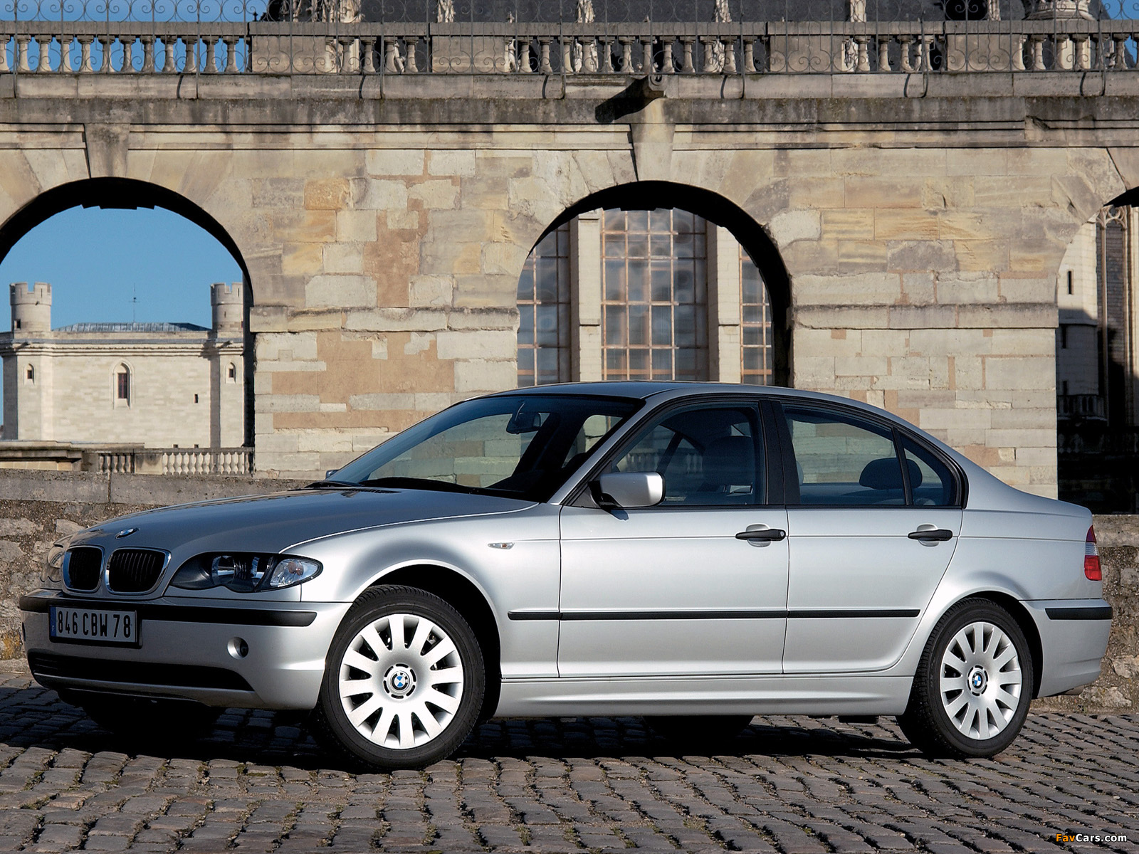 BMW 318i Sedan (E46) 2001–05 wallpaper (1600x1200)