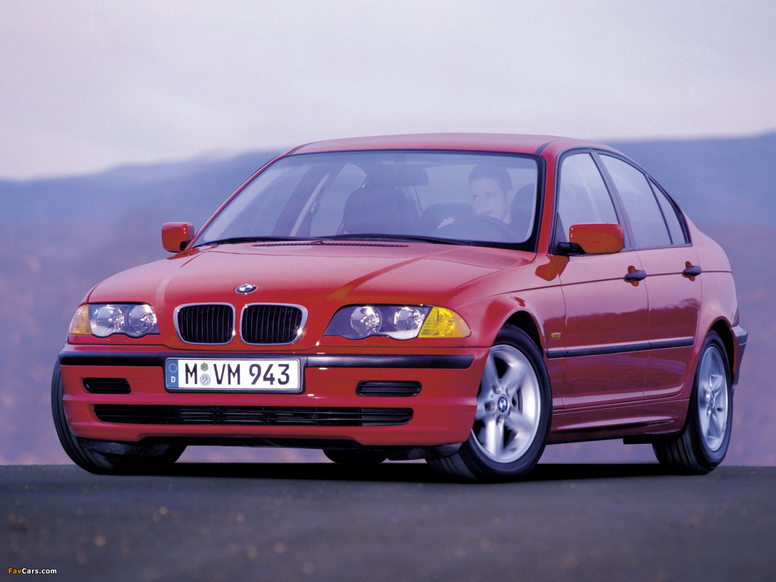 BMW 318i Sedan (E46) 1998–2001 wallpaper (1600x1200)
