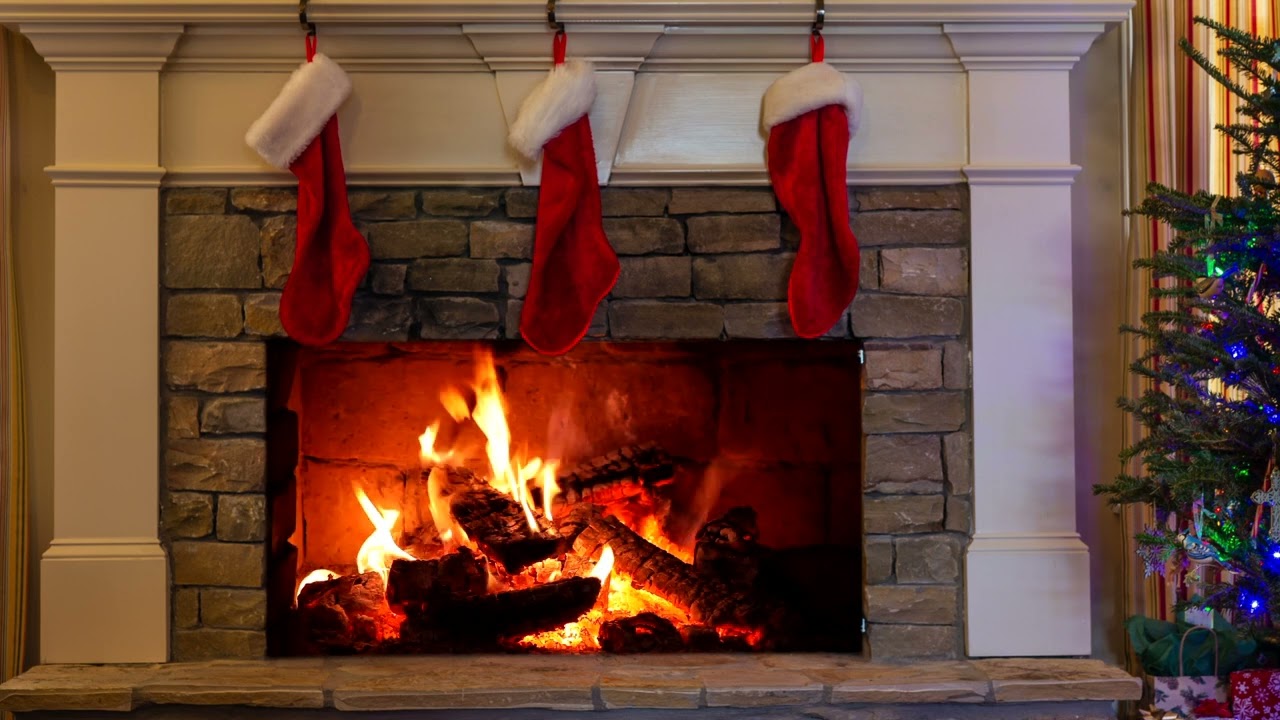 Best Country Christmas 2024 (Yule Log Version)
