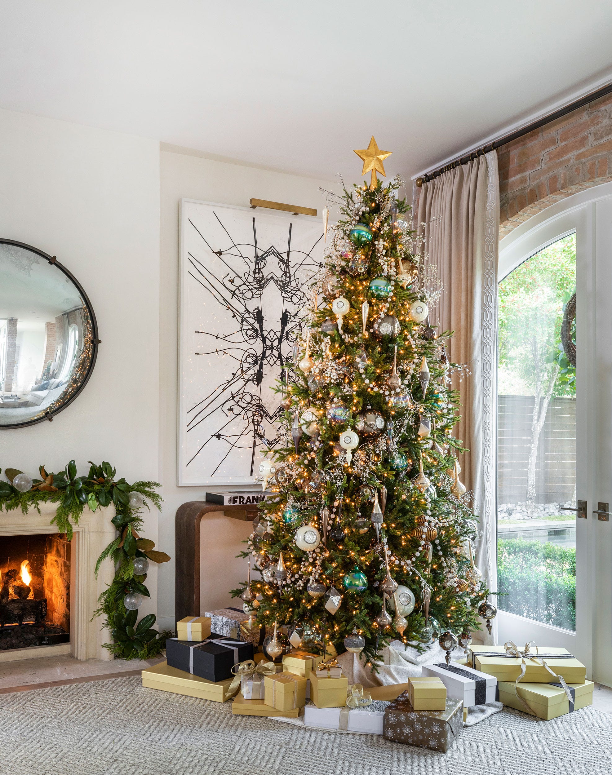 Elevated Christmas Tree Decorating Ideas, According to Editors