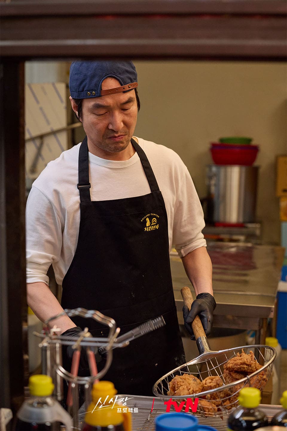 Shin's Project' Heats Up Ratings As Han Suk Kyu Fries Chicken And Negotiations Alike < New Drama < K Drama < 기사본문 En News