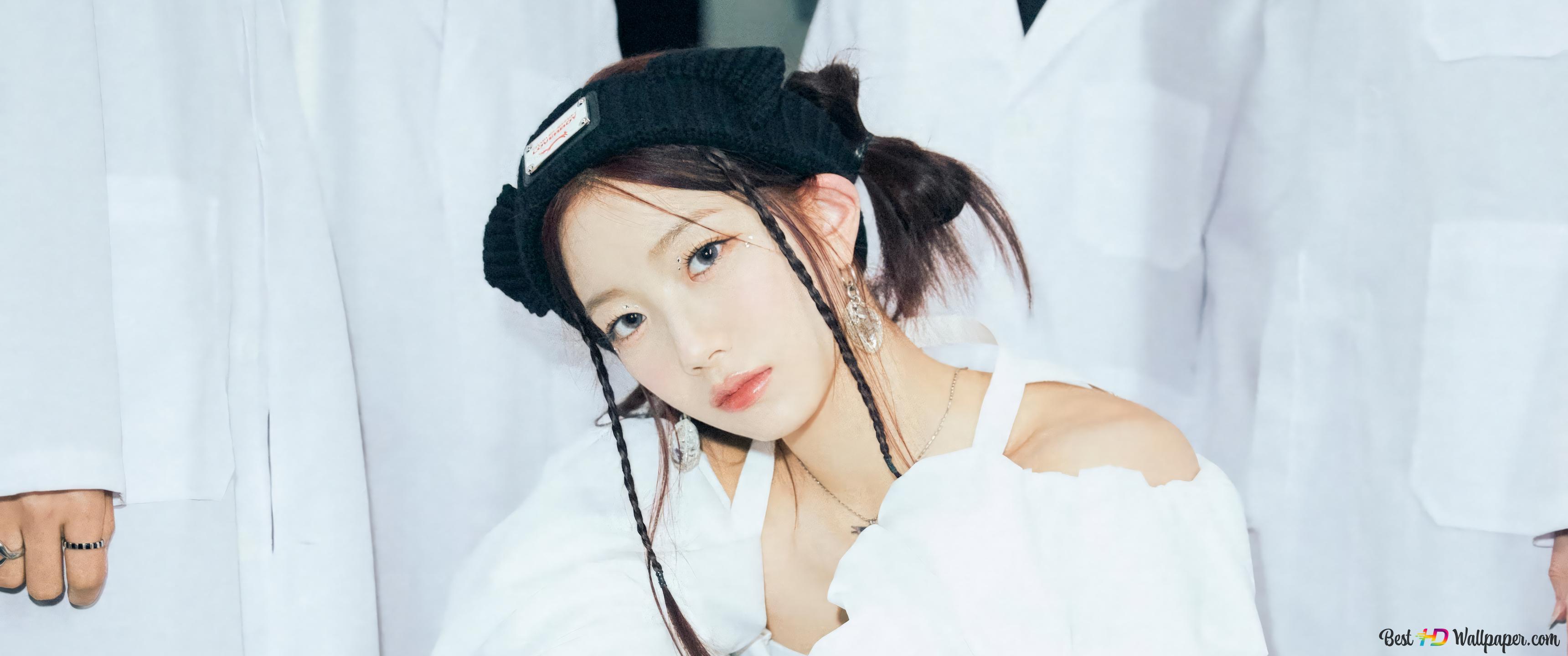 Kazuha' from LE SSERAFIM. Easy Album (Compact Ver.) Shoot 4K wallpaper download