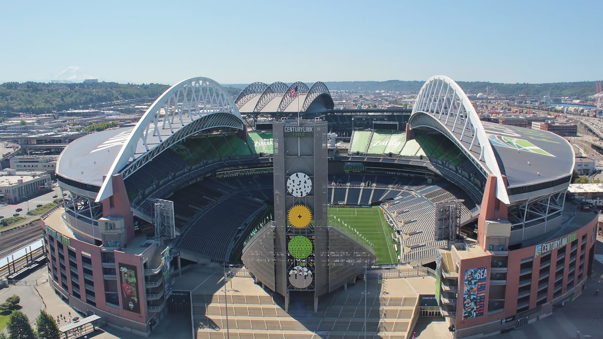 Lumen Field. Coast Seattle Downtown Hotel