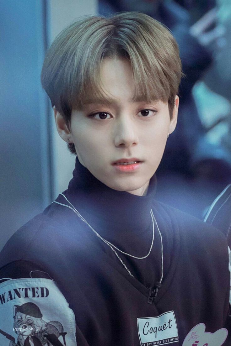Hwanwoong. Asian cute, Boy groups, Hot asian men