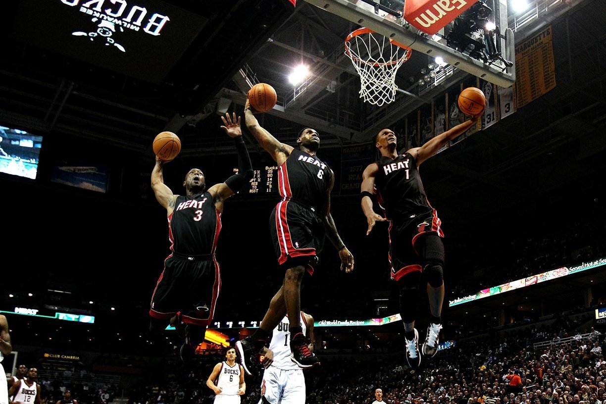 Photo posters Dwyane Wade Chris Bosh Lebron James Miami Heat Basketball Limited Print 22x28: Posters & Prints