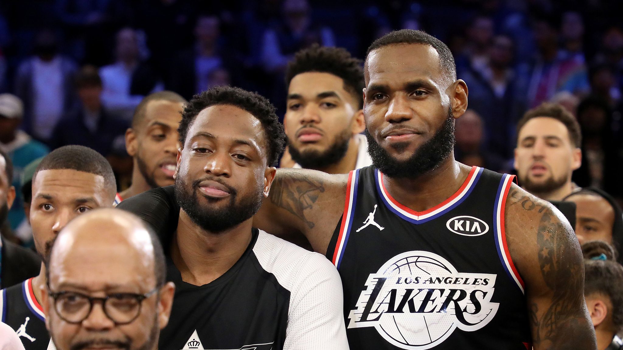 LeBron James' and Dwyane Wade's sons to team up in high school