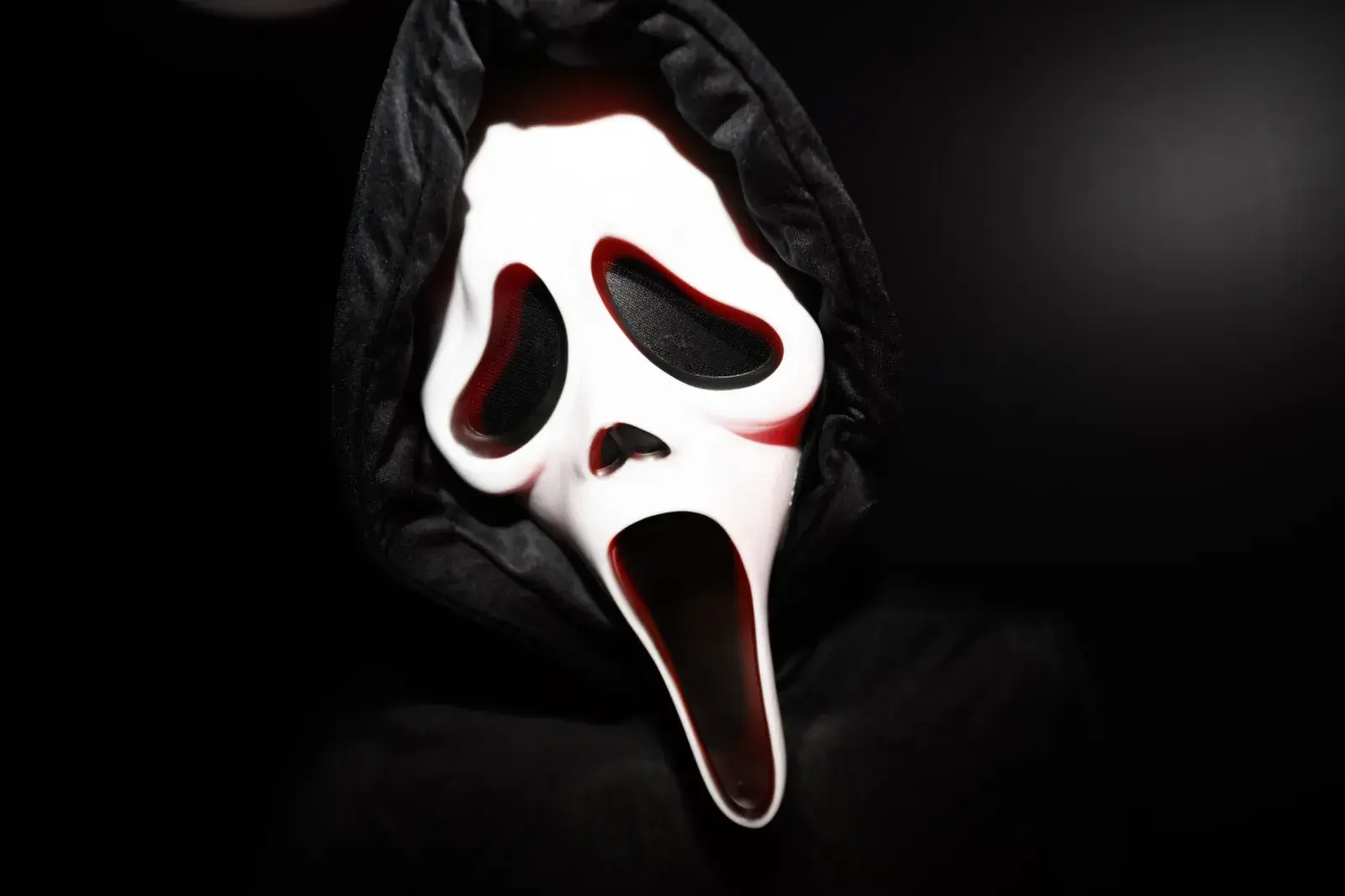 Scream 7' Star Warns New Ghostface Will 'Turn' Stomachs