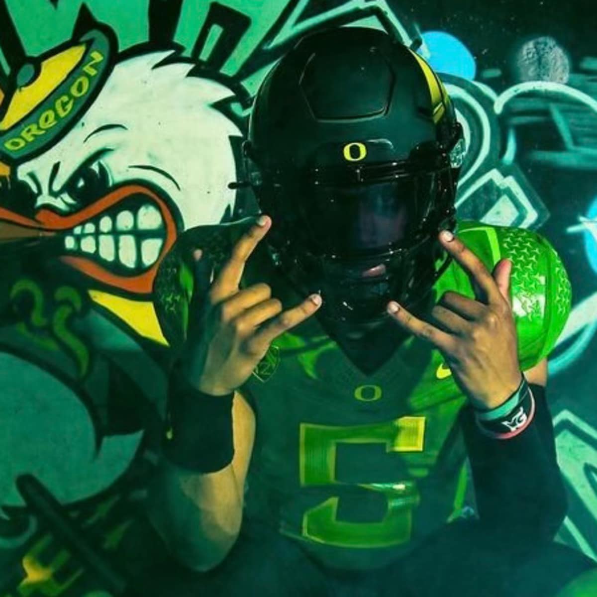 2023 Quarterback Recruit Dante Moore Named SI All American Elite 11 MVP Illustrated Oregon Ducks News, Analysis And More