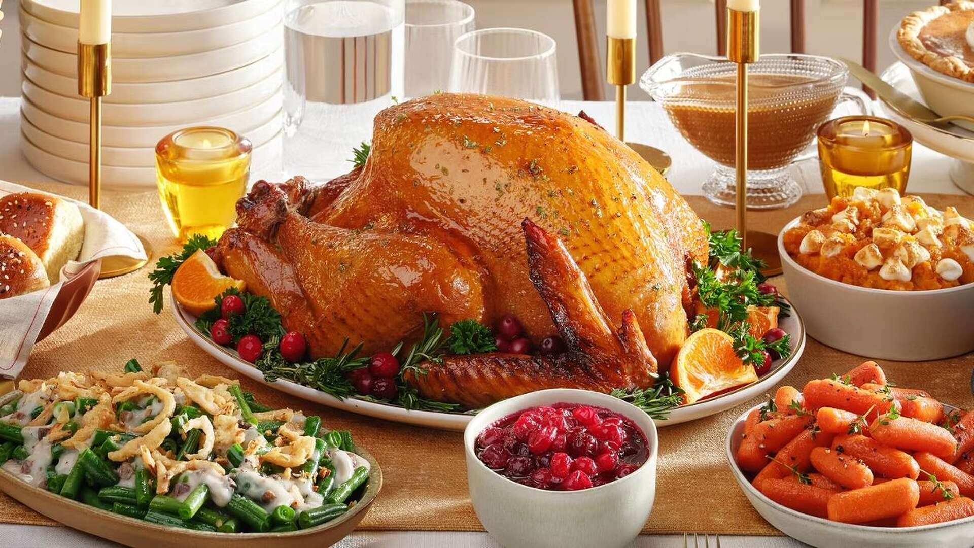 Aldi $40 Thanksgiving meal serves 10 with turkey, sides