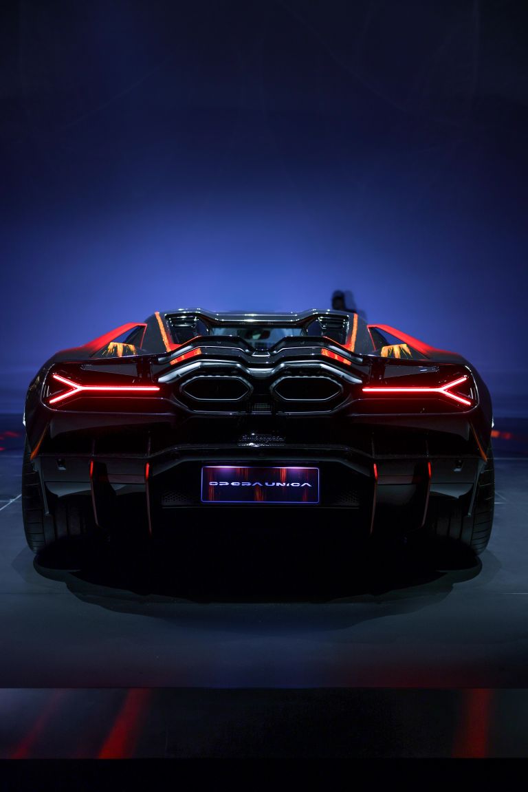 2024 Lamborghini Revuelto Opera Unica quality free high resolution car image, picture and photo