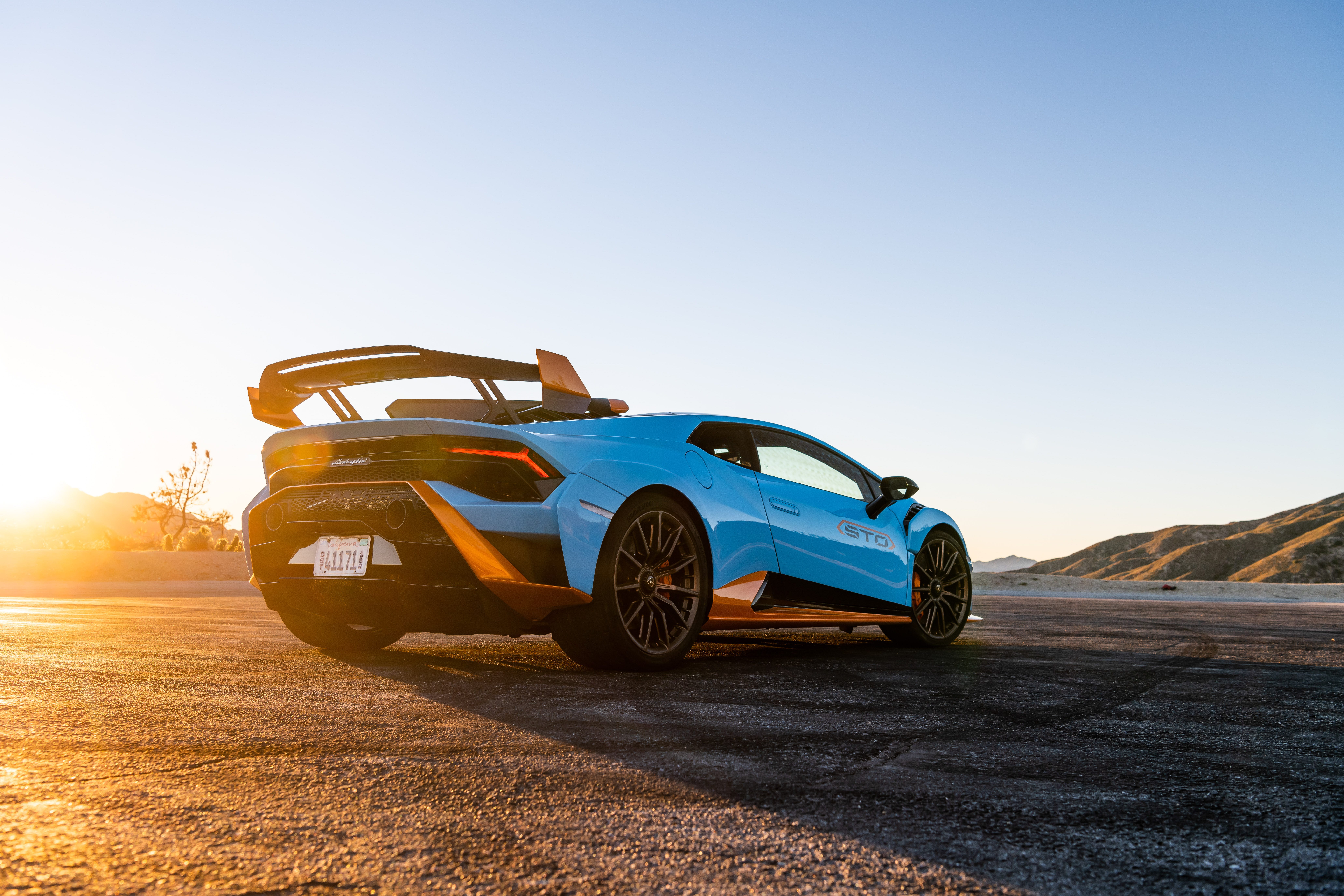 View Photo of the 2021 Lamborghini Huracán STO