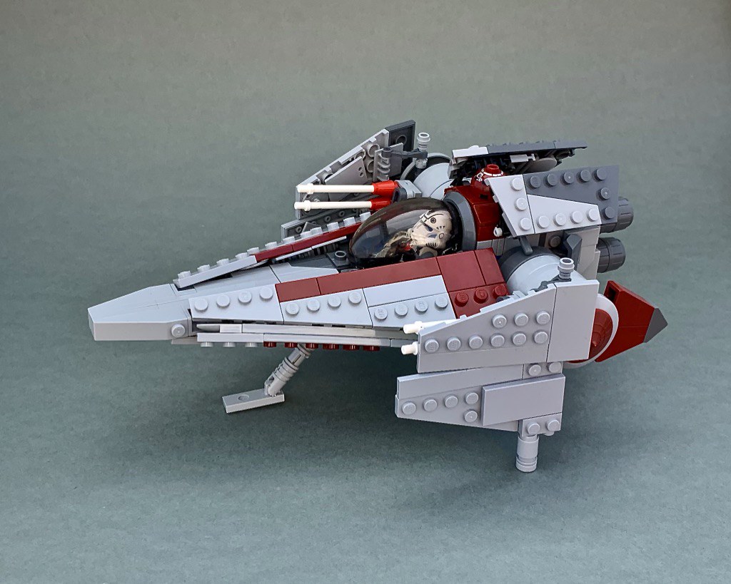 Alpha 3 Nimbus Class V Wing Starfighter ｜landed. The Front