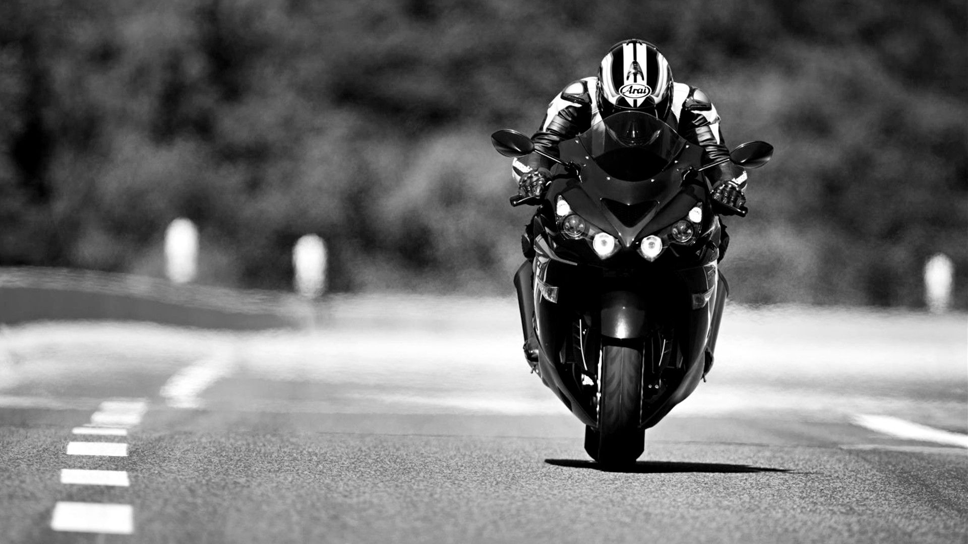 Why This Kawasaki Ninja Is The Forgotten Inline Four Motorcycle That's Still Stupid Fast