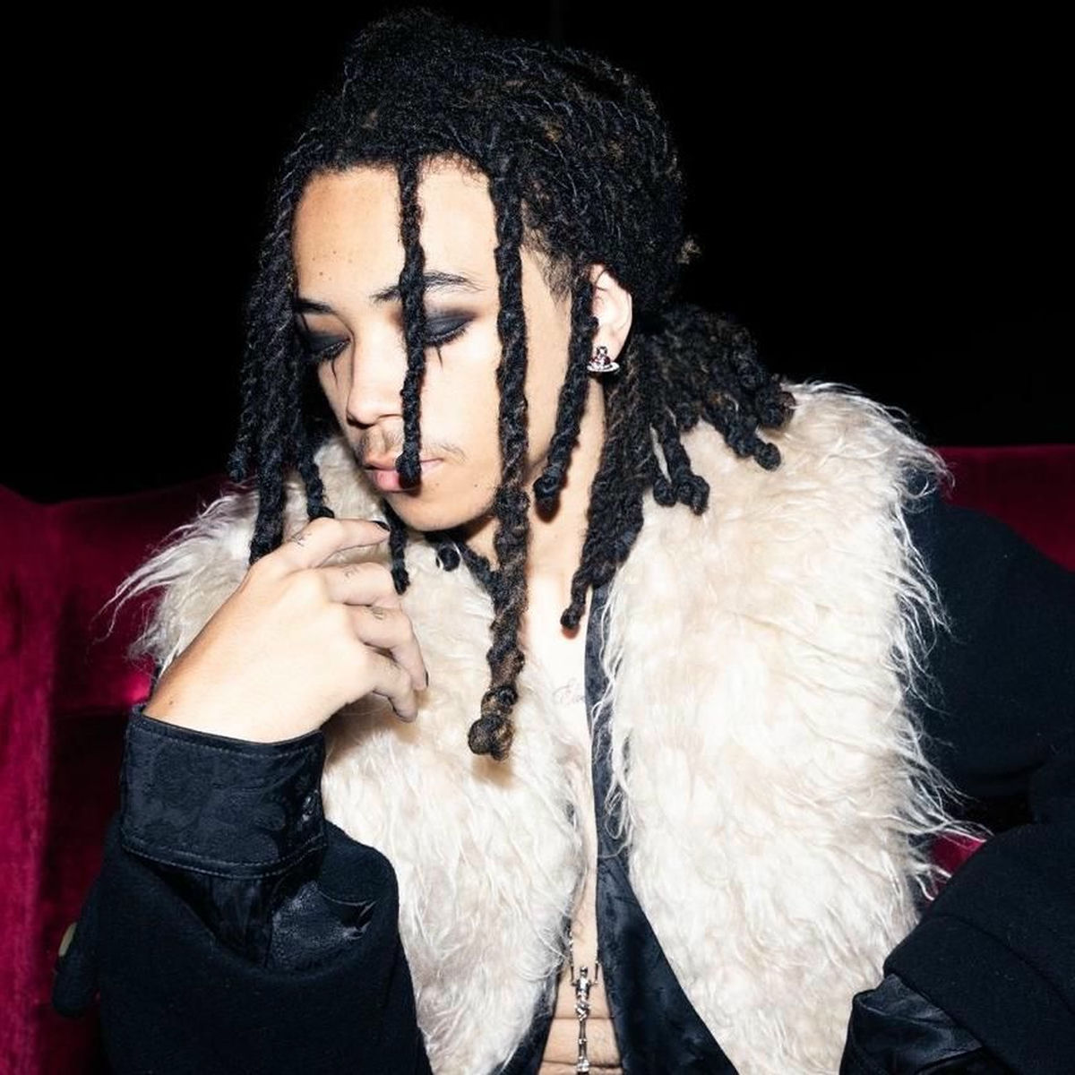 che: albums, songs, concerts