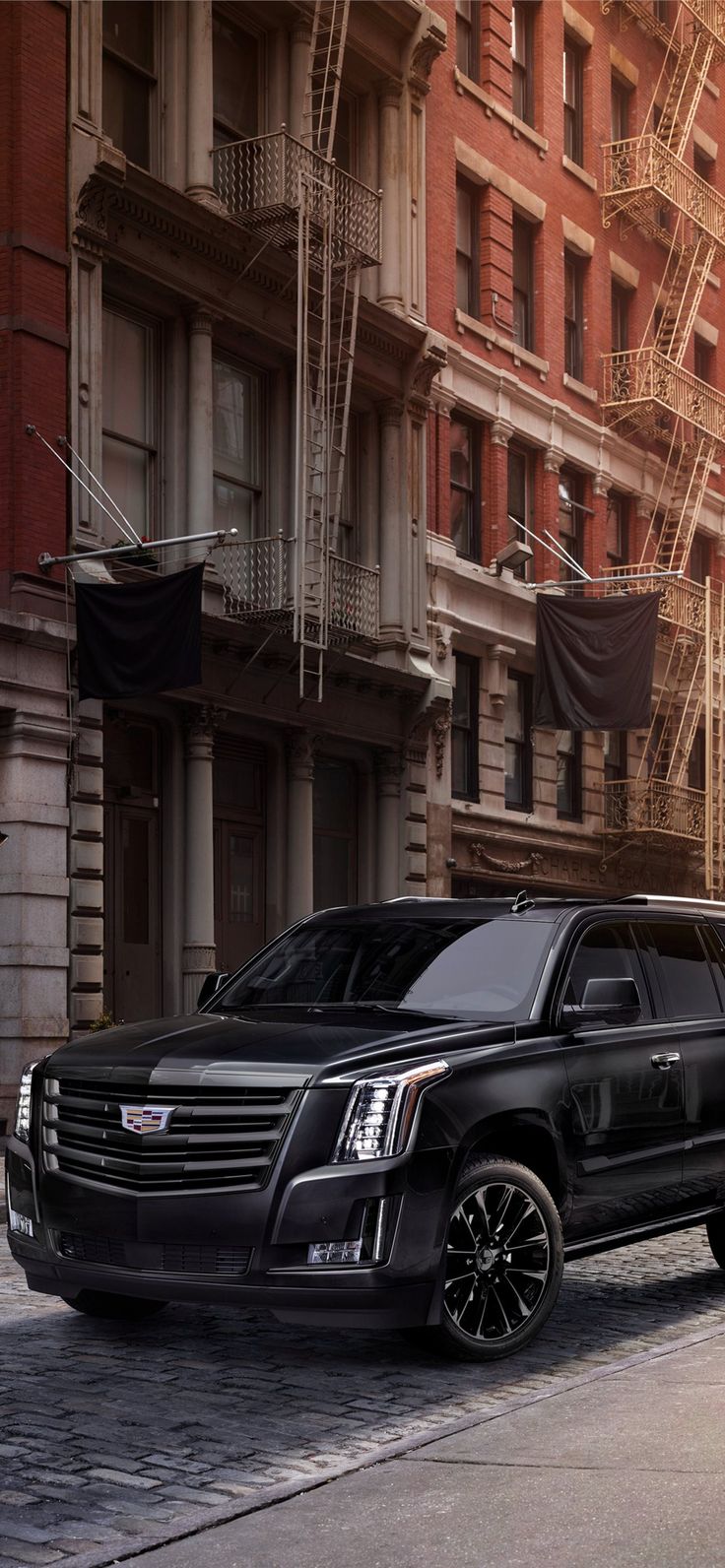 Cadillac Escalade Sport Edition Sony Xperia X. iPhone Wallpaper