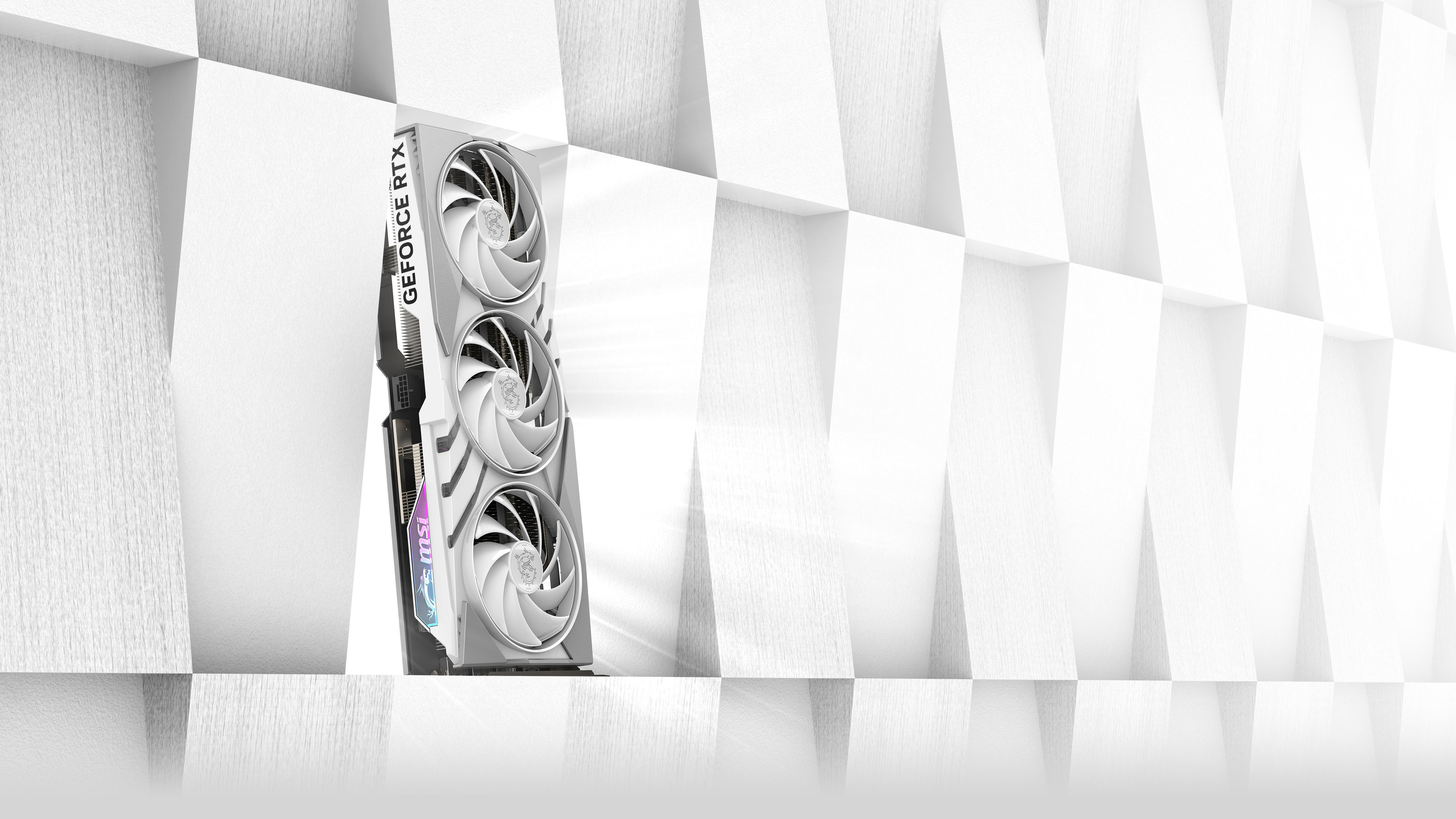 MSI GeForce RTX™ 4070 Ti SUPER 16G GAMING X SLIM WHITE