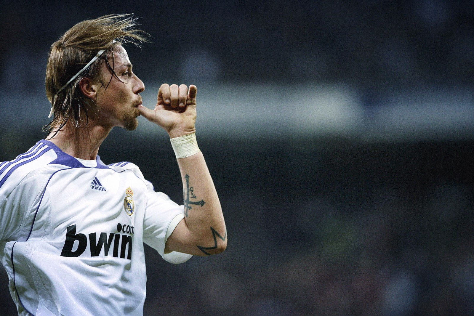 Who are the unsung heroes in football?