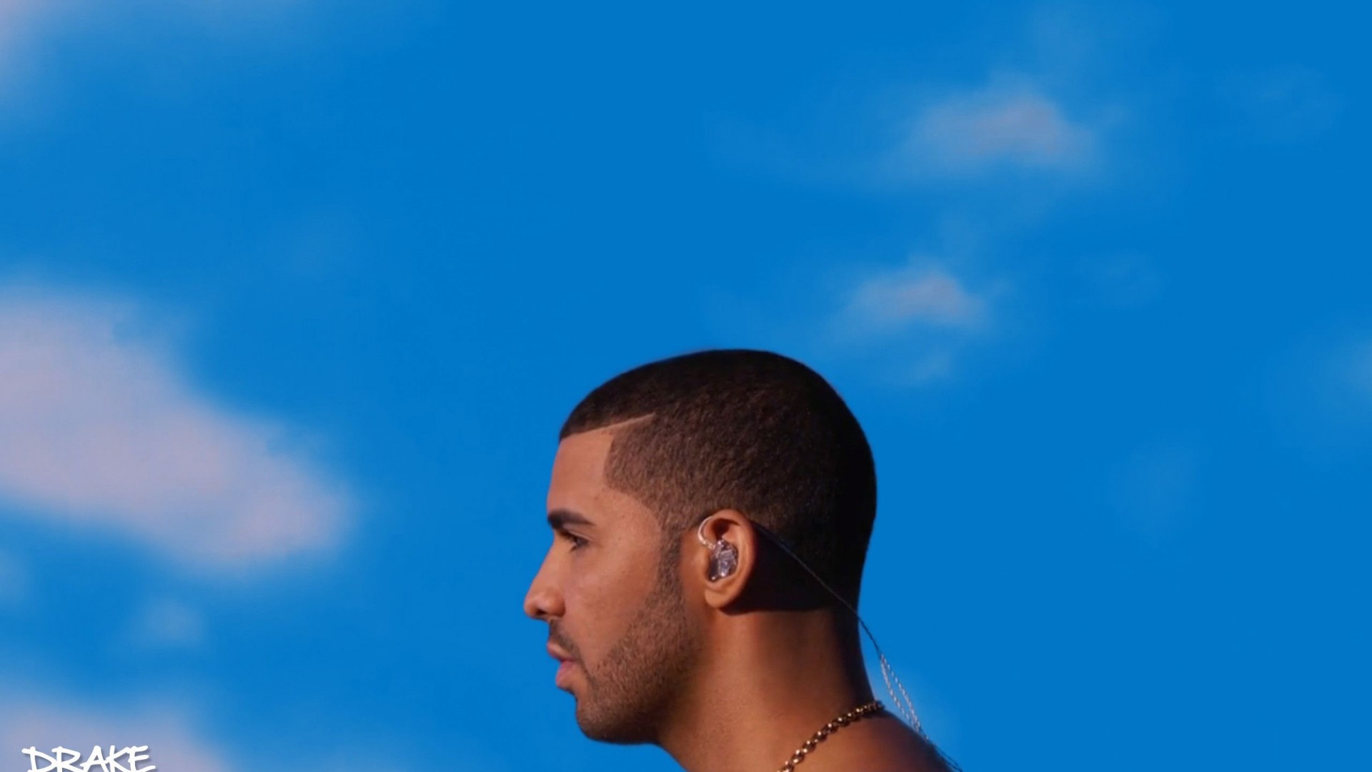 Side Face Of Drake In Blue Sky Background HD Drake Wallpaper